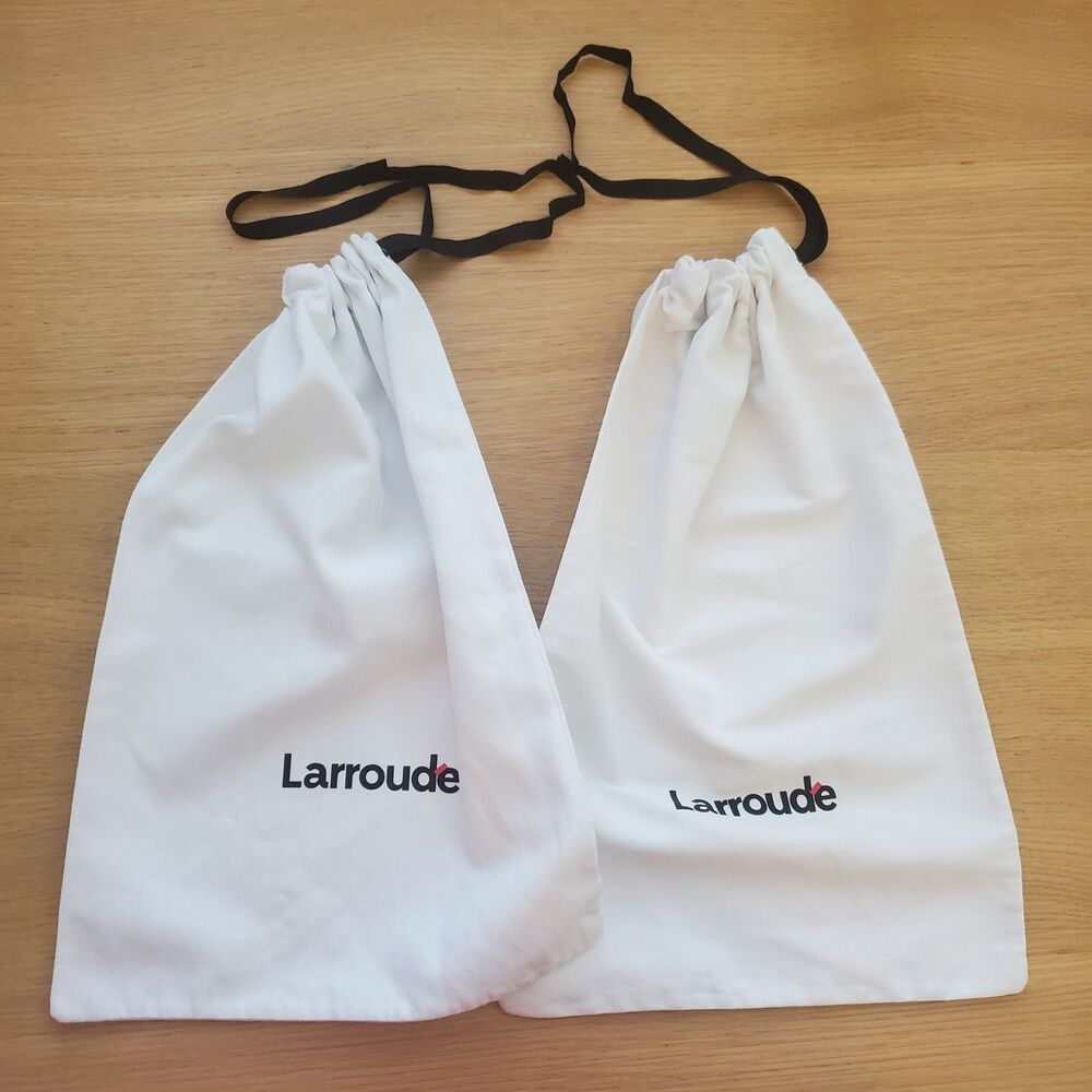 NEW Larroude Shoe Dust Bag Set